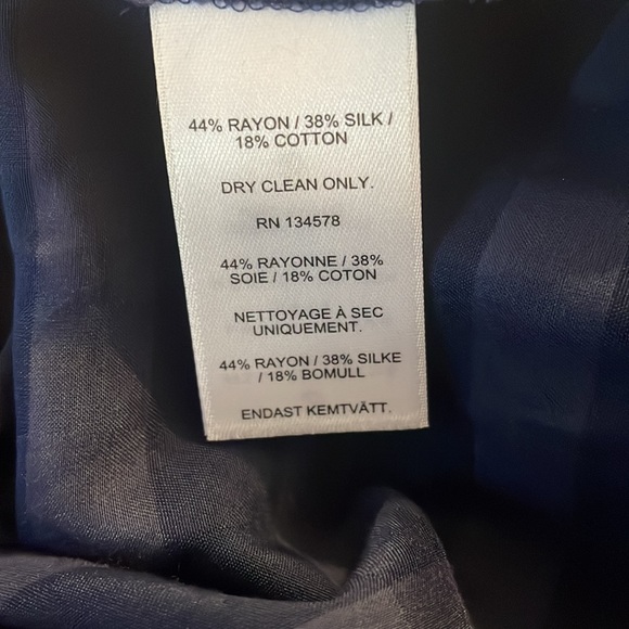 Women’s Navy Blue Vineyard Vines Top - Picture 7 of 7